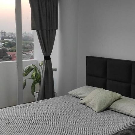 Apartamento Entero Centrico Y Confortable Lägenhet Santa Cruz de La Sierra Exteriör bild