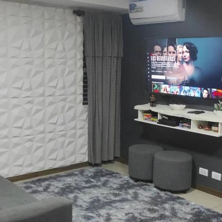 Apartamento Entero Centrico Y Confortable Lägenhet Santa Cruz de La Sierra Exteriör bild