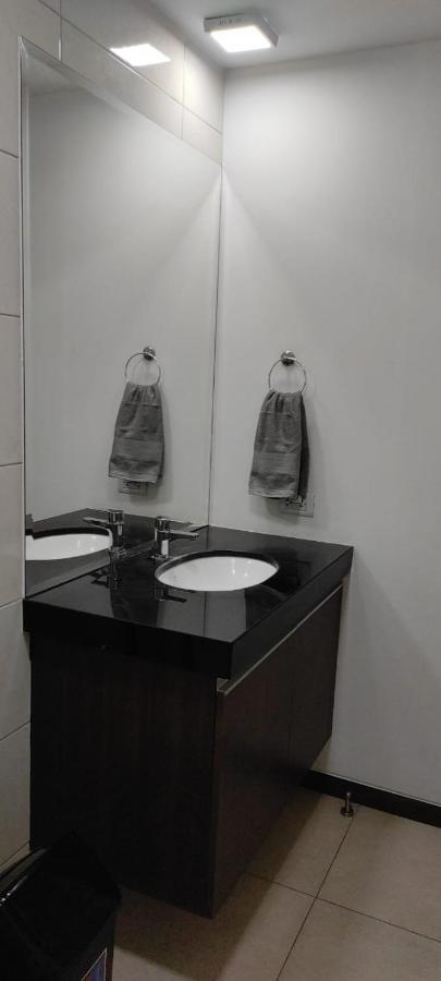 Apartamento Entero Centrico Y Confortable Lägenhet Santa Cruz de La Sierra Exteriör bild
